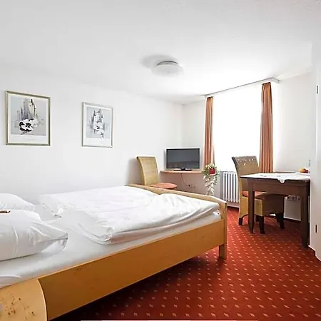 Landgasthof Lamm 3* آلين